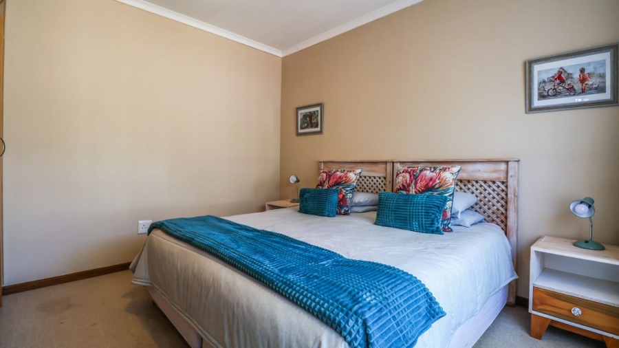 4 Bedroom Property for Sale in Dormehls Drift Western Cape
